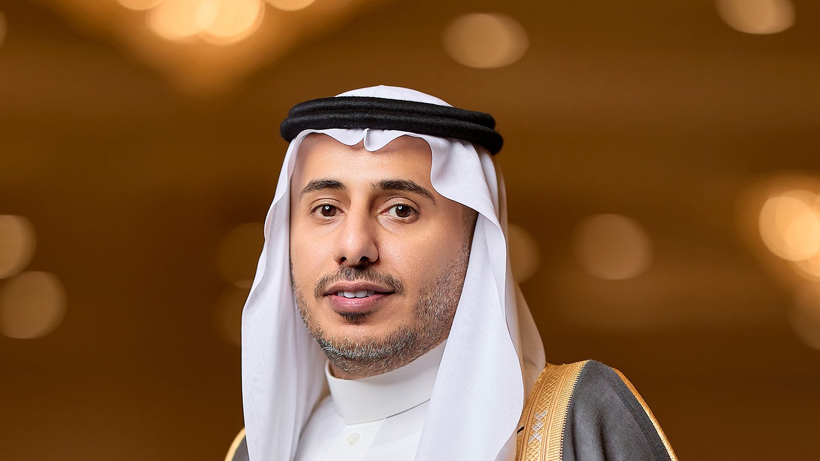 عبدالعزيز فهد الرخيص